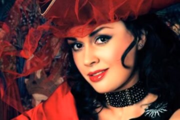 Дочь актрисы Анастасии Заворотнюк обнадежила поклонников новым заявлением. Фото: скрин YouTube