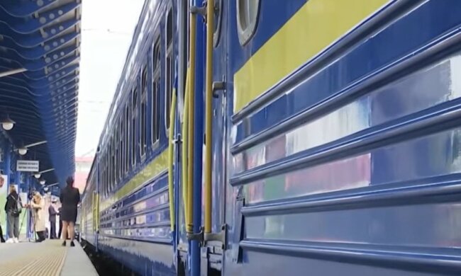 Укрзализныця. Фото: скриншот YouTube