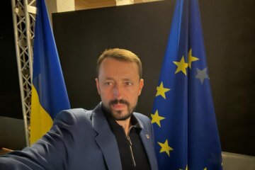 Нет – продажи земли! «Батькивщина» продолжит защиту украинской земли от распродажи, — Валерий Дубиль