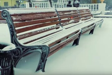 В Украине выпал снег. Фото: скриншот YouTube-видео