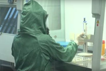 Коронавирус добрался до политиков. Фото: скриншот YouTube