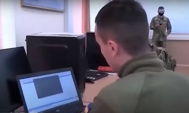 У селах людей не залишиться: влада влаштувала так, що всі підуть на фронт