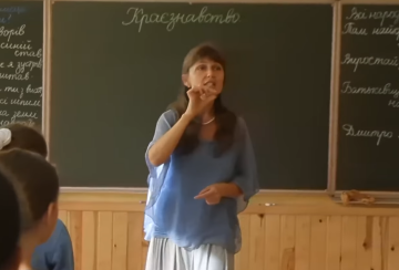 Урок в школе. Фото: скриншот YouTube-видео