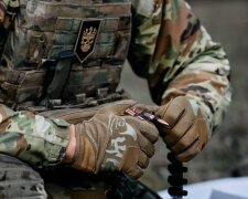 Контрактна військова служба, оновлення контрактів, зарплата. Фото: ілюстративне