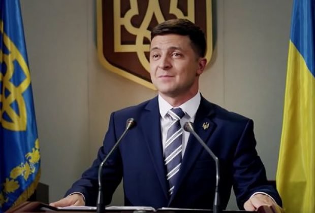 Зеленский вслед за Порошенко обратился с видеообращением к украинцам
