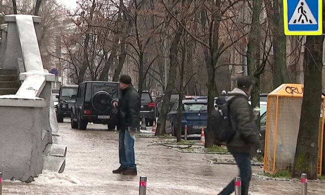Гололед никуда не денется, держитесь покрепче: погода на 16 декабря в Киеве