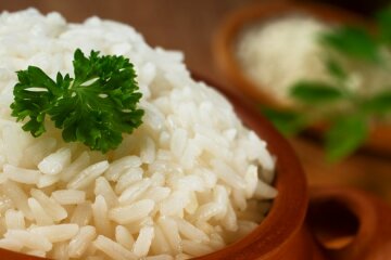 Японские ученые пришли к выводу, что обычный рис способствует быстрому похудению