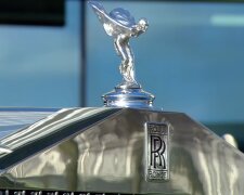 Автомобиль Rolls-Royce. Фото: скриншот YouTube-видео