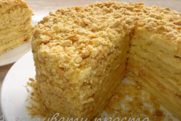 Торт Наполеон. Фото: youtube.com