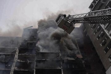Последствия ракетной атаки. Фото: ГСЧС
