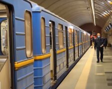 Метро в Киеве закрыли. Фото: YouTube, скрин