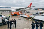 Boeing 777 Turkish Airlines Анталія аеропорт пошкодження
