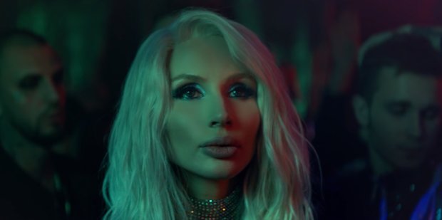 Светлана Лобода, кадр из клипа "Парень"