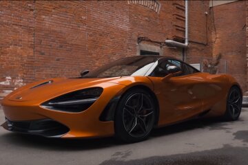 McLaren 720S. Фото: скриншот видео