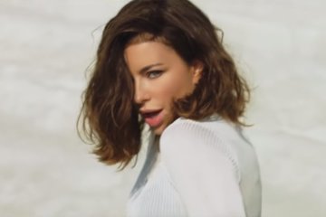 Ани Лорак. Фото: скриншот YouTube