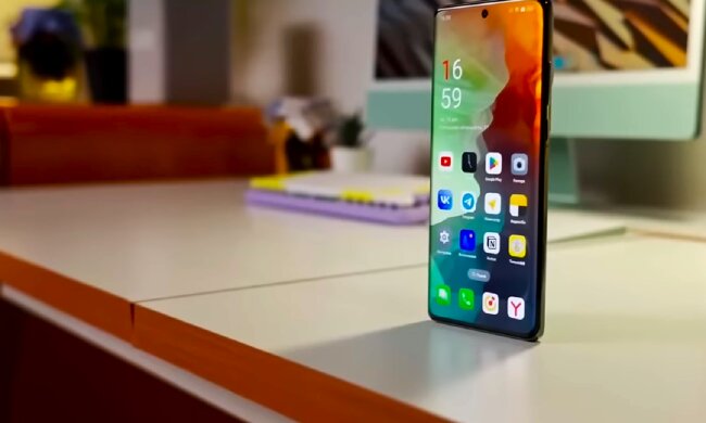 Смартфон. Фото: YouTube