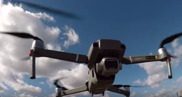 Дроны. Фото: скриншот YouTube.