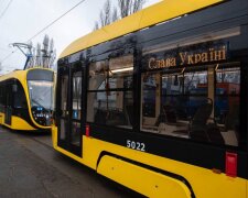 «Прощавайте, “папірці”: з січня українцям переписали правила проїзду — квиток тепер один на весь транспорт»