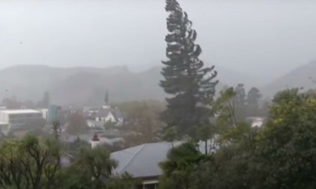 Спасатели предупреждают об ухудшении погоды. Фото: скриншот Youtube