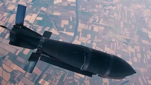 Жителей Киева предупредили из-за российских КАБов