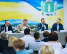 Зустріч представників МОЗ із медиками на Черкащині щодо зарплат
