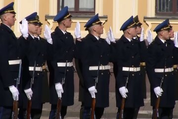 В Украине изменили военные звания. Фото: YouTube, скрин