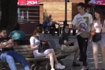 Новое деление Украины на карантинные зоны: обновленный список. Фото: скриншот YouTube