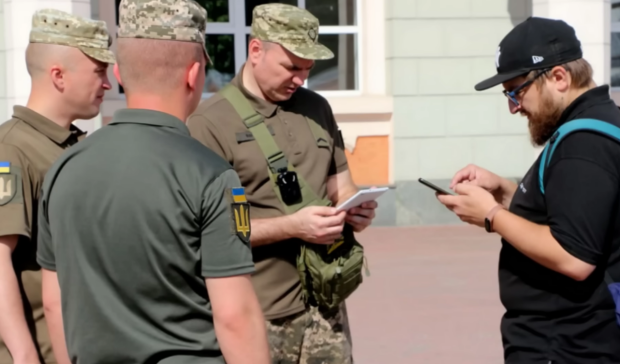 Чому мобілізовані військові не можуть одержати важливу пільгу. Фото: YouTube