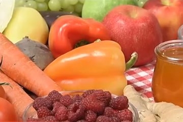 Названы продукты, защищающие организм от коронавируса. Фото: скриншот YouTube