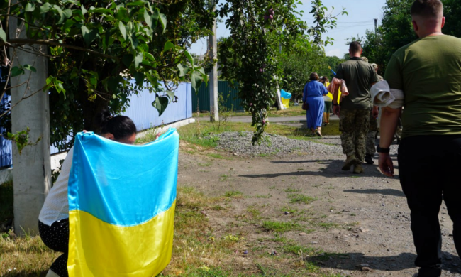 Кабмін затвердив порядок виплат грошей сім'ям загиблих добровольців. Фото: YouTube