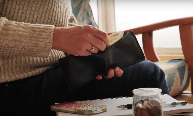 Деньги. Фото: скриншот YouTube-видео