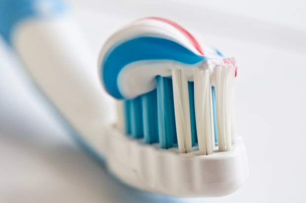 Ученые неожиданно выяснили, что зубная паста опасна для здоровья