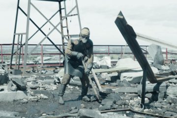 Сериал «Чернобыль»: легендарный водолаз получает копейки от государства. Он спускался под реактор