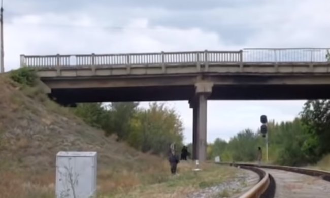 Мост в Луганске