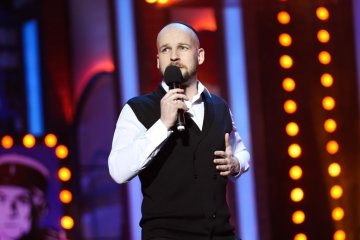Достойная пародия. Актер из "Квартала" очень круто спародировал Зеленского и Вакарчука. Видео