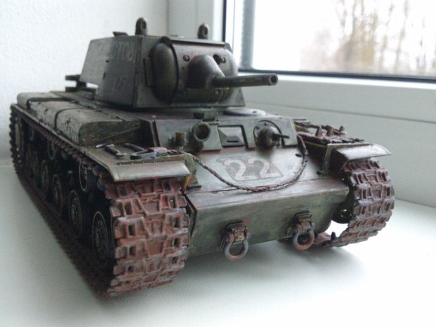 В России опозорились, показав танк-робот, купленный в магазине детских игрушек