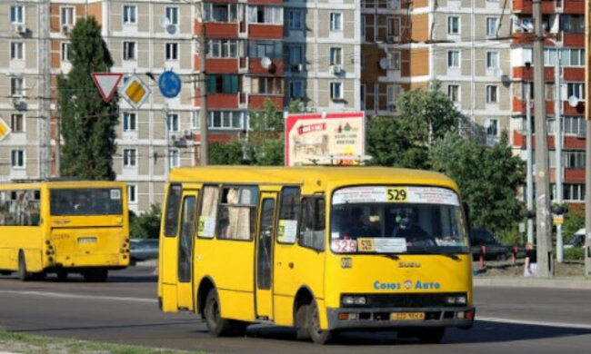 "Зато нам Виталя велики закупил": киевские маршрутки превзошли сами себя и разозлили соцсети