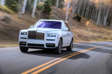Автомобиль Rolls-Royce Cullinan. Фото: rolls-roycecars.ru