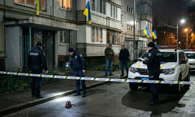 ножовий напад Оболонь поліція