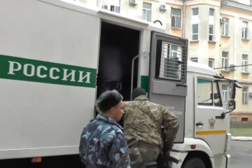 В Крыму осудили 113 человек за отказ служить в армии РФ. Фото: скриншот Youtube