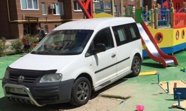 "Герой парковки". Фото: скриншот Instagram