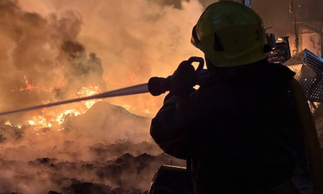 Взрывы в Чернигове и Одессе и блэкаут - что случилось в Украине в ночь на 3 июня