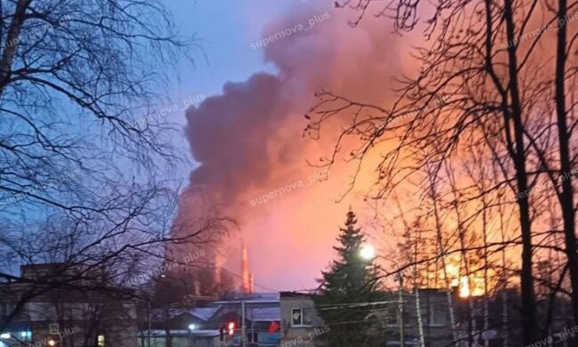 На болотах мощные взрывы: в московской области разнесло ГРЭС