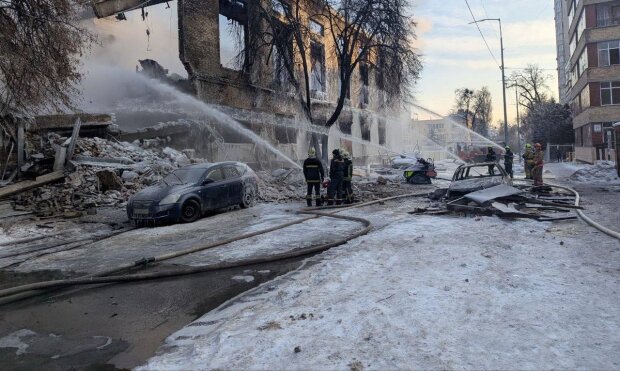 Страшний дроновий удар: у Києві масштабні руйнування