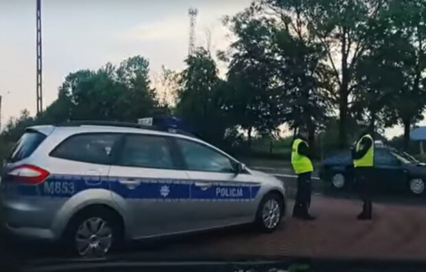 Польская полиция. Фото: скриншот YouTube
