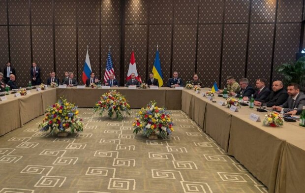 Конец войны в Украине: Умеров подвел итоги первого дня переговоров в Женеве