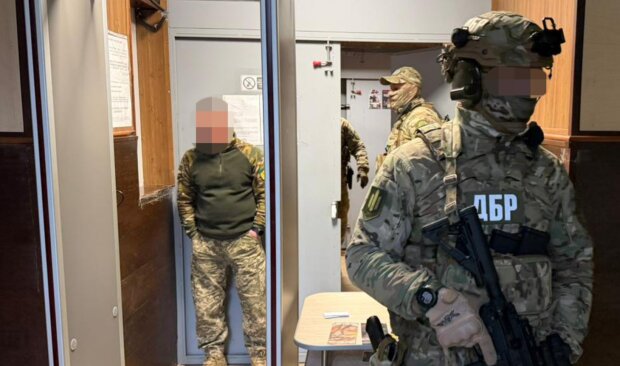 Хуже плохих 90-х: в Харькове накрыли безжалостных "рекетиров" из ТЦК - пытали людей и стреляли