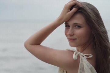 Анна Кошмал. Фото: скриншот YouTube