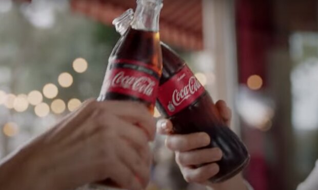 Coca-Cola . Фото: YouTube, скрин