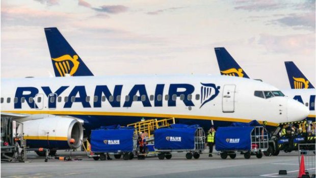 Вот это да: авиакомпанию Ryanair суд обязал выплатить штраф пассажирке, подробности